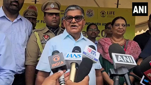 gLkWLiPHPoHu32jO.jpg