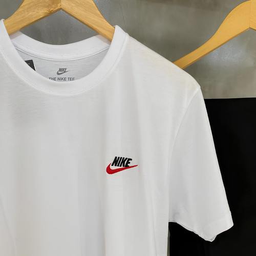 nike mas c.jpg