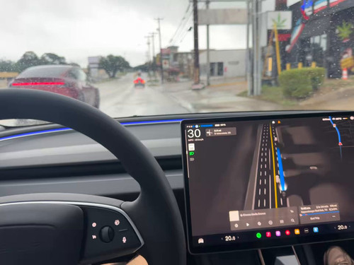 lsfC8C2V XZsBCaI.jpg