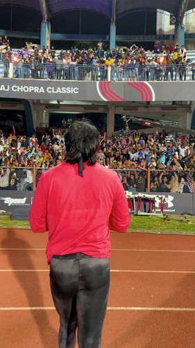 tGtYMLf4dq Qmtuv.jpg