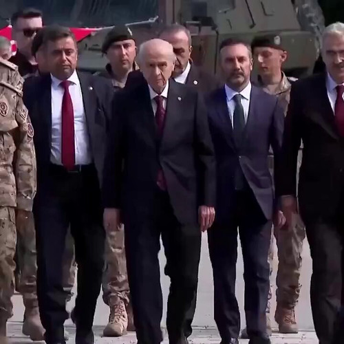 QGs77UFNS2eAtB i.jpg