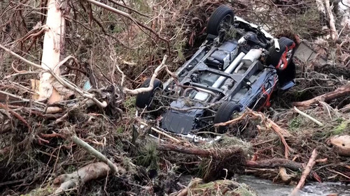 kYzKF0sa2XUoe i .jpg