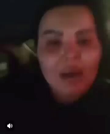 jaiqngD25H3rlUxU.jpg