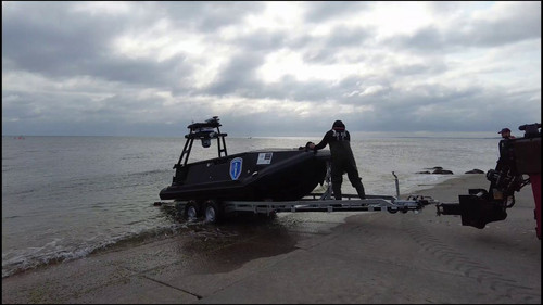 TRKaAin 6MTqc3u8.jpg