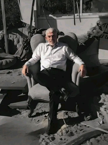 GvCrvOzW4AE V6h.jpg