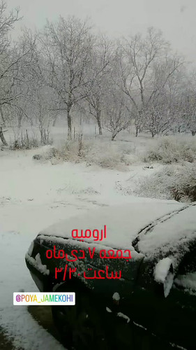 VaL7C1CmoUTzpNEW.jpg