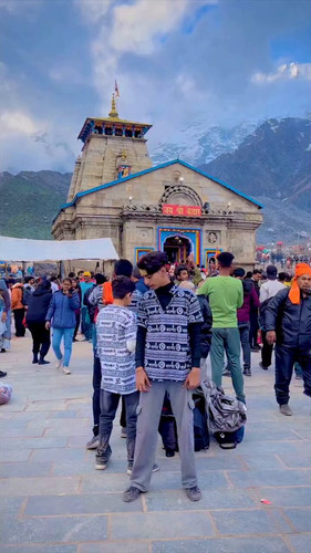 SZl0 PGCSpU2fplf.jpg