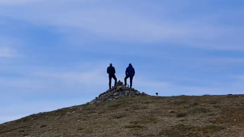 VorjysW2R9wv mYB.jpg