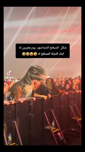 4 blx3RqUO45DMGj.jpg