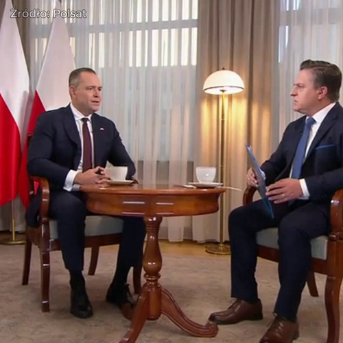 3Aqw V5E5yWMCcQt.jpg