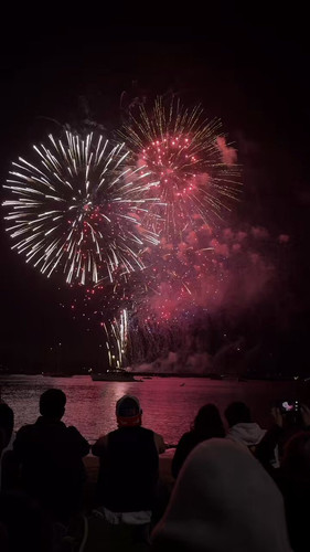 jgWE Zab4laywGVX.jpg