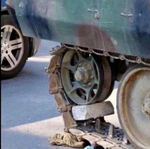 GvIHRoFXEAESBeI.jpg