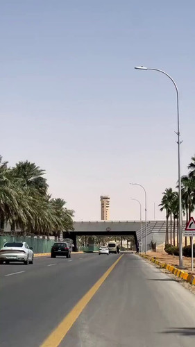 Ds87ylijl U VZ1b.jpg