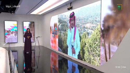 2OET5gdpDd9 v0Aq.jpg