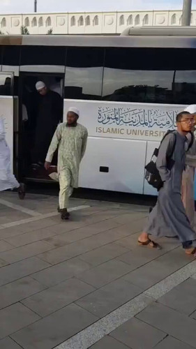 tYn02y muvNyZdmB.jpg