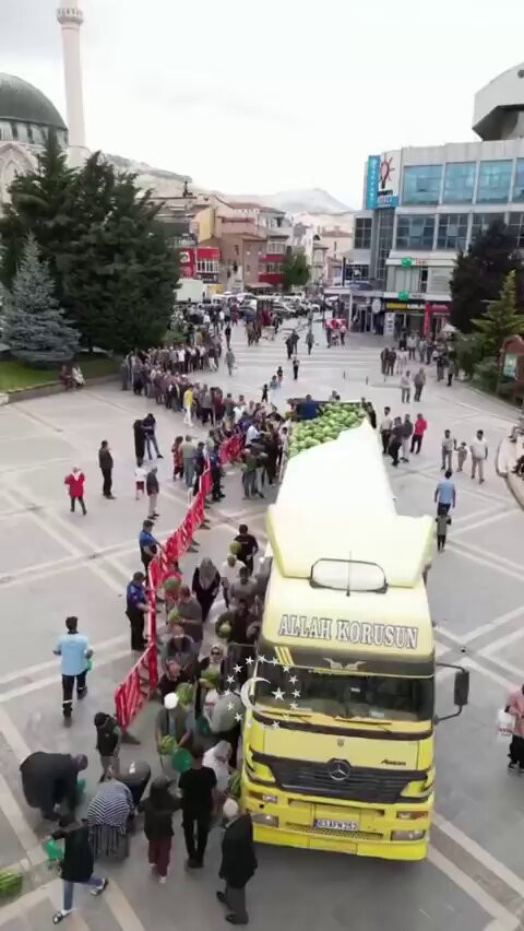 S7qgbXr hM5tmVs .jpg