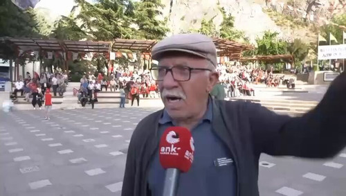 ME2fB zCOmqgAB L.jpg