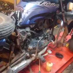 morya auto garage chikhali pune motorcycle repair and services bm2hqcdukv 250 compressed.webp