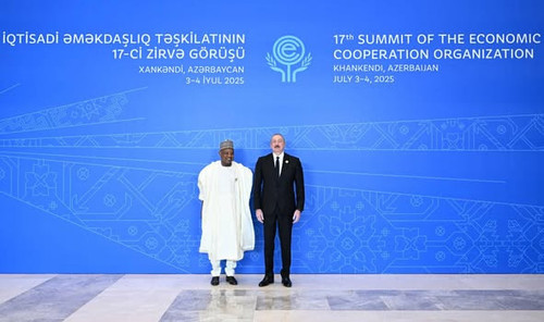 516096954 122137277858772573 8964687653819506609 n.jpg?stp=dst jpg p235x350 tt6& nc cat=106&ccb=1 7&.jpg