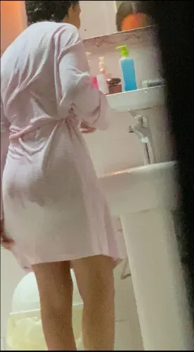 تجسس ديوث عربي يصور اخته بلحمام بدون علمها Flsmt1e.md