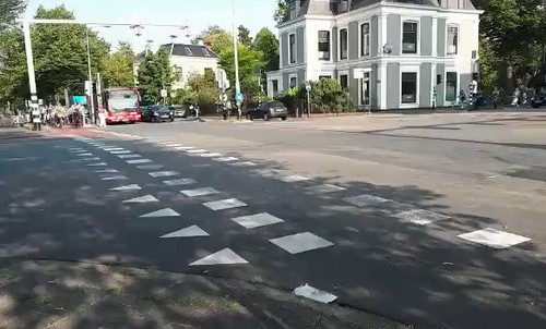 y4 XT0xSf1yjlcly.jpg