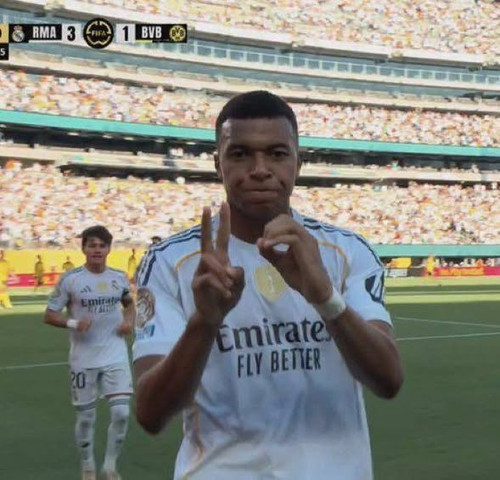 515972867 122206509596123108 7799544996117916631 n.jpg?stp=dst jpg p565x565 tt6& nc cat=106&ccb=1 7&.jpg