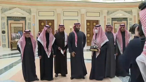 rjbYeQfCFFL tAmc.jpg