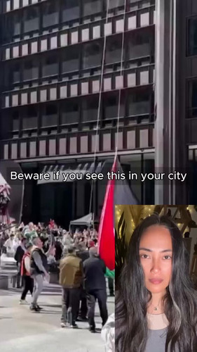 FKeY0blEUAE4jQk5.jpg