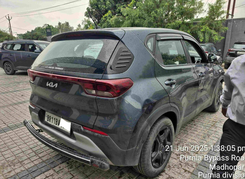 Photos page 0004.jpg