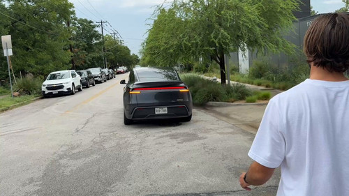 dXNHsh9KB vj3Moz.jpg