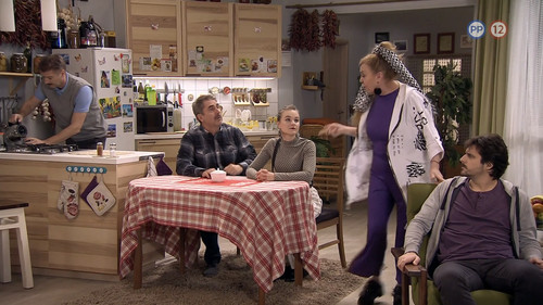 Susedia.S09.E01.1080p.WEB DL.AAC2.0.H.264 RgN.mkv snapshot 13.27 [2025.08.17 18.18.14]