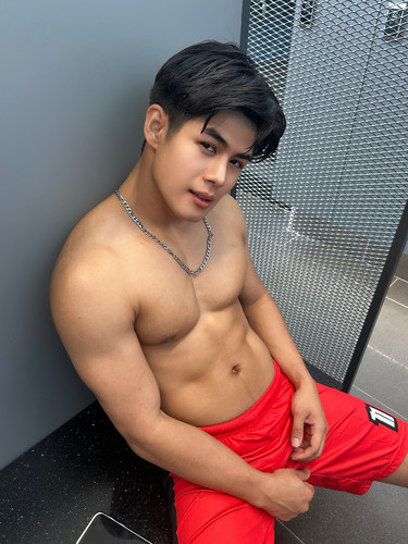 Photo shared by Phonlachet Phoonthian on August 09, 2025 tagging @bb.bieboy, @marukitkorn, and @rock.jpg