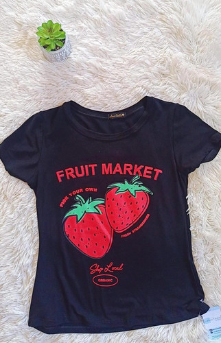 0269-03-01 / T-SHIRT FRUIT MARKET  PRETO.jpg