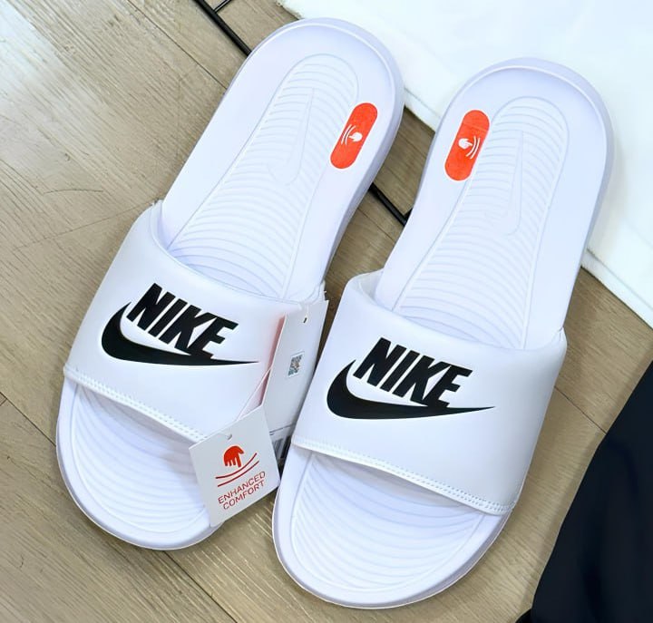 Chinelo Nike Victori One Feminino