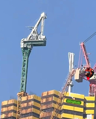GtoqKHsW0AAoMp .jpg