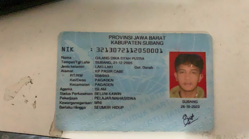 gilang.jpg