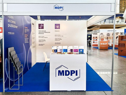 Gtsqz5HboAAQg 8.jpg