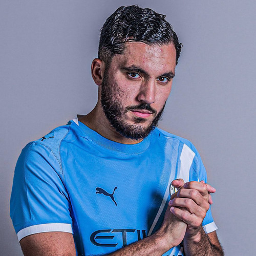 GtqjjytW4AAnPSG.jpg