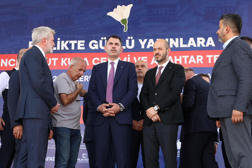 GtvLS3IXQAAFBR .jpg