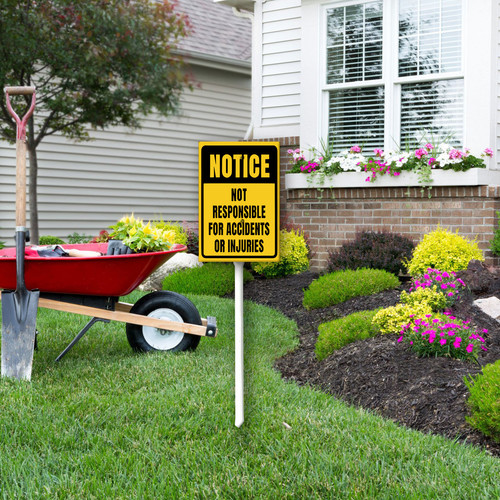 notice not responsible for accidents or injuries 3.jpg