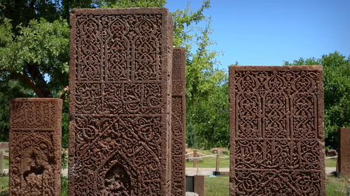 Seyirlik Bir Gariplik Van Gölü Canavarı 2022 Yerli 1080p MUBI WEB DL H264 AAC HdT.mkv 000356266.png