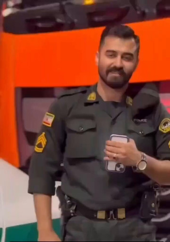 f6ATdCIb1HLci6uy.jpg
