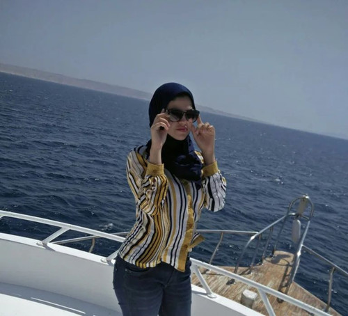 Fnzqh42.md.jpg