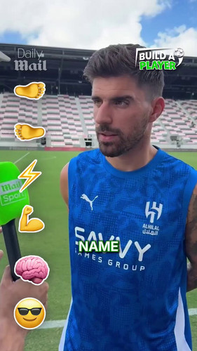 pLIidQjuMsMBKH E.jpg