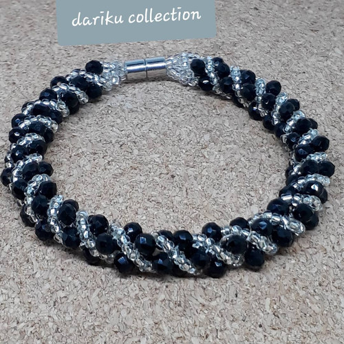 Gelang ulir kristal kecil black silver.jpg