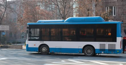 4079379784281359507?url=https%3A%2F%2Firavaban.net%2Fwp content%2Fuploads%2F2025%2F01%2Favtobus 440x.jpg