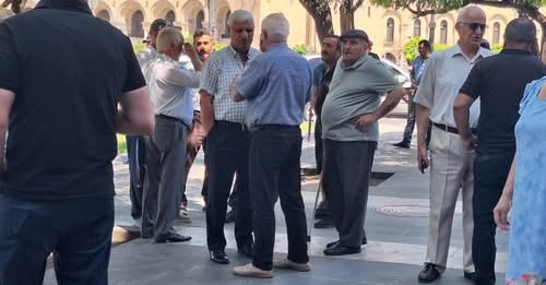 15038027459933300895?url=https%3A%2F%2Fwww.adalet.az%2Fuploads%2Fimg%2Fposts%2F2025%2F06%2F19%2Fakci.jpg