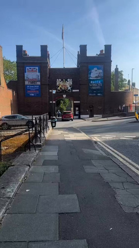 e3czqfvt rBf FXy.jpg