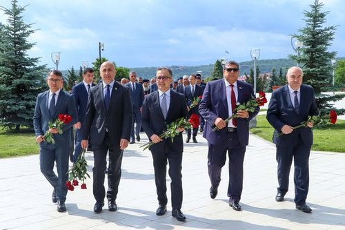 508986873 1170633688432784 8119992391299689139 n.jpg?stp=dst jpg p526x395 tt6& nc cat=103&ccb=1 7& n.jpg