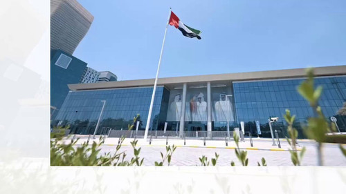 w 89Egw78Bu4tuAi.jpg